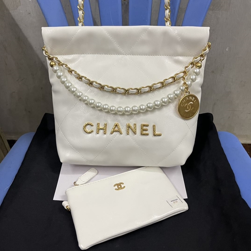 Ch**el hobo 22 bags